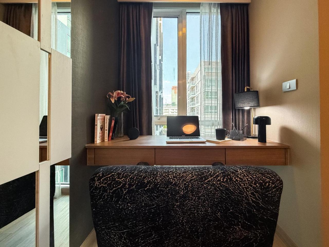 Stylish Premier 1br - Ultra Fast Wifi - Bts Nana Pangsapuri